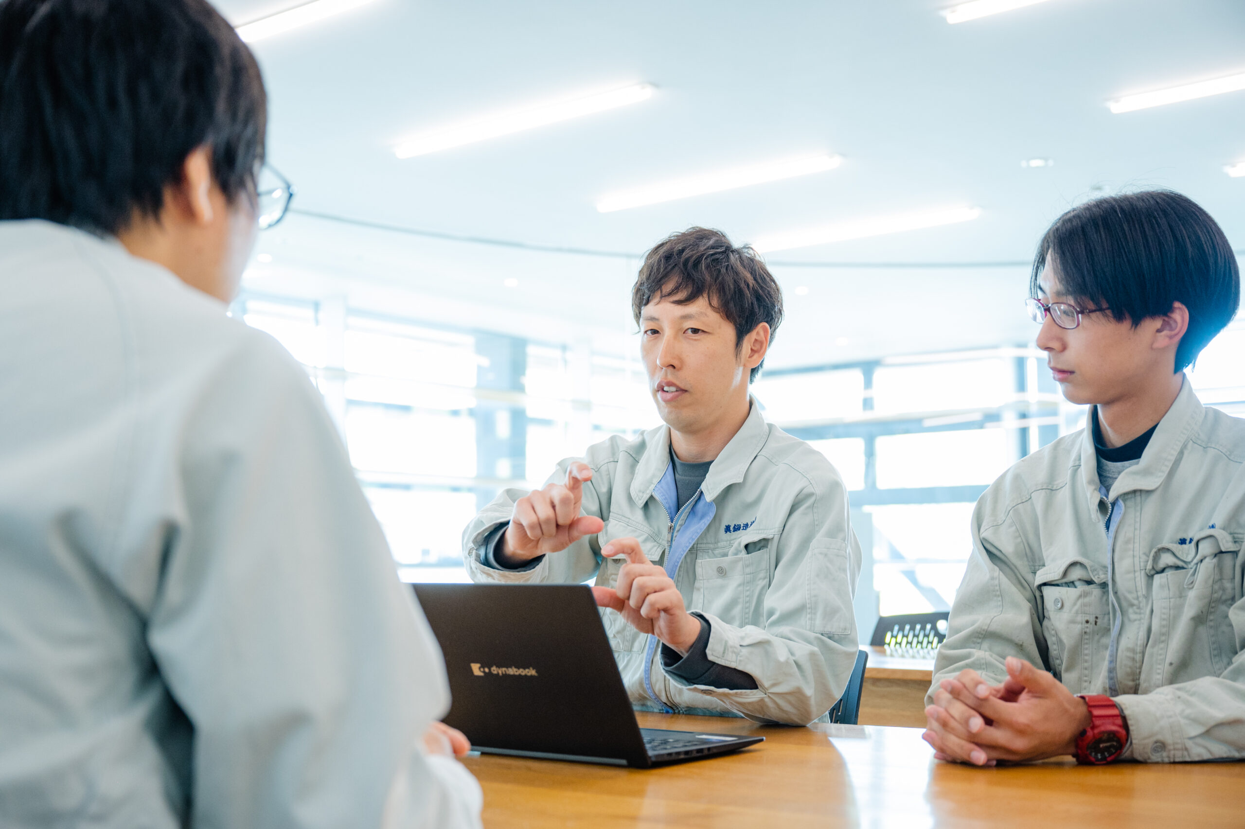 入社を希望する方へエールを。